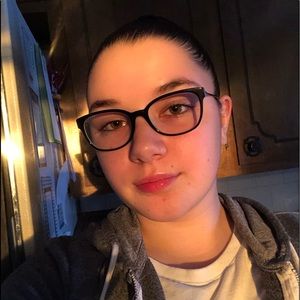 Meet your Posher, Mckenzie